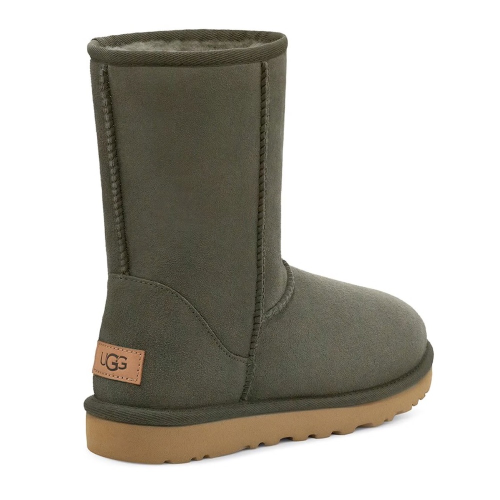 NWOT Forest Green Classic Short Uggs